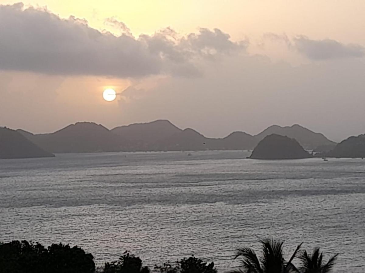 Villa Ti Kaz Anoli Vue Epoustouflante Sur La Baie Terre-de-Bas Exterior foto